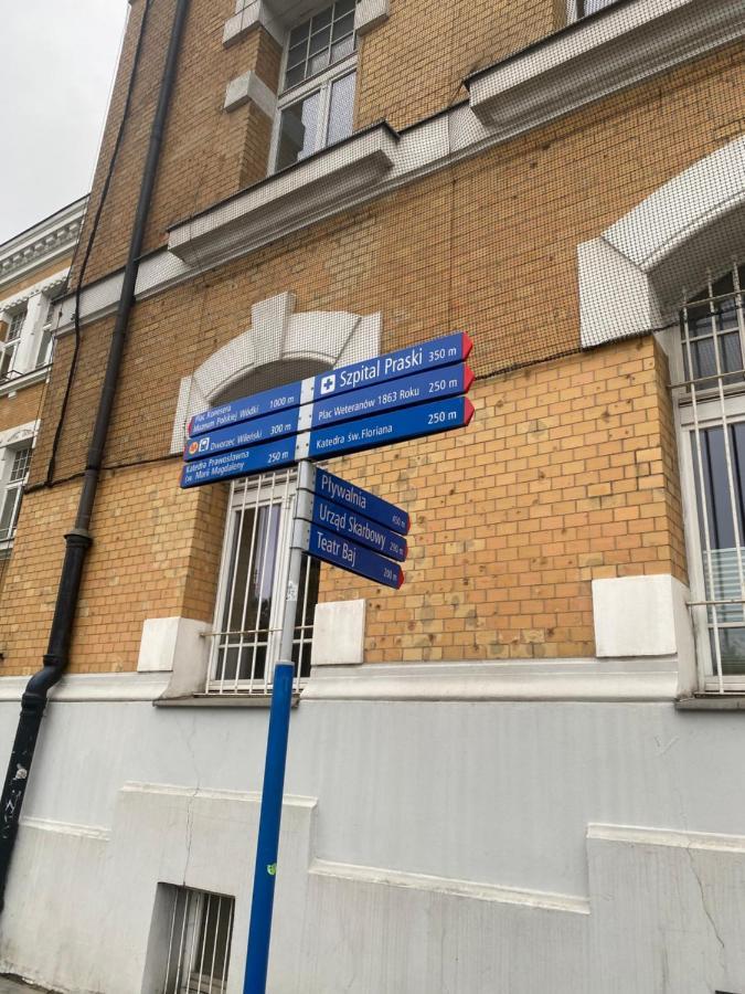 Komfortowy Apartament Na Florianskiej, Park Praski, Dw Wilenski,W Odleglosci Spaceru Od Starego Miasta, Milo Widziec Gosci Ze Zwierzetami Warszawa Exteriör bild