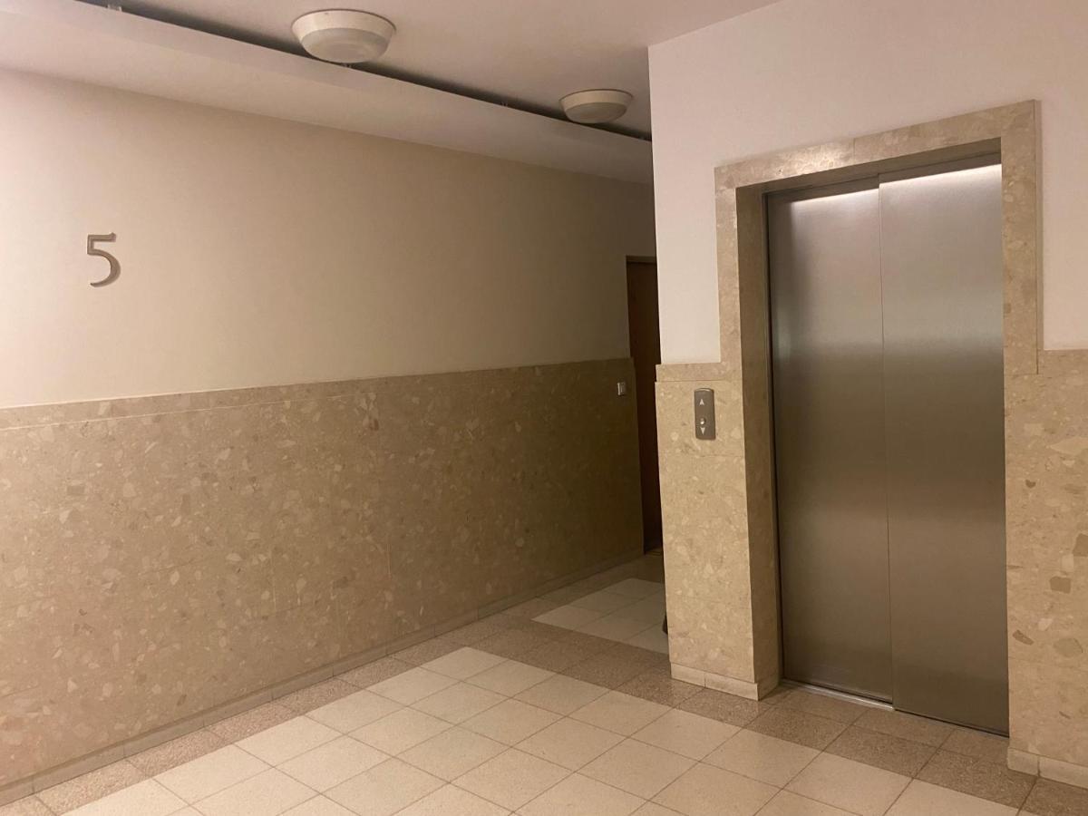 Komfortowy Apartament Na Florianskiej, Park Praski, Dw Wilenski,W Odleglosci Spaceru Od Starego Miasta, Milo Widziec Gosci Ze Zwierzetami Warszawa Exteriör bild