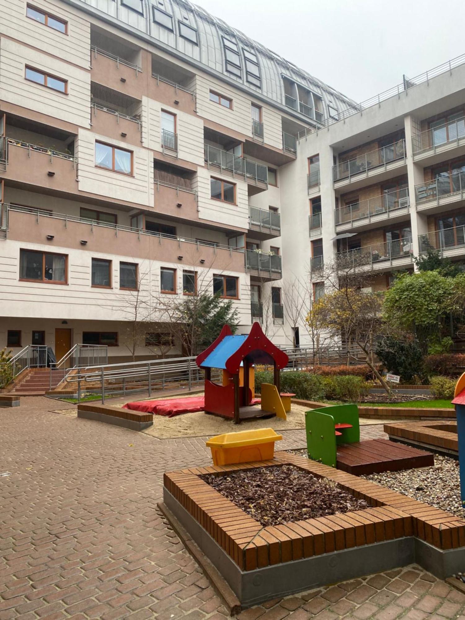 Komfortowy Apartament Na Florianskiej, Park Praski, Dw Wilenski,W Odleglosci Spaceru Od Starego Miasta, Milo Widziec Gosci Ze Zwierzetami Warszawa Exteriör bild
